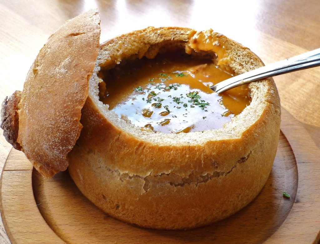 Суп-пюре в хлебе